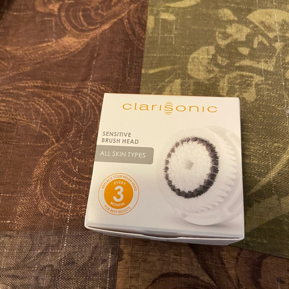 Clarisonic sensitive brush head-NIB